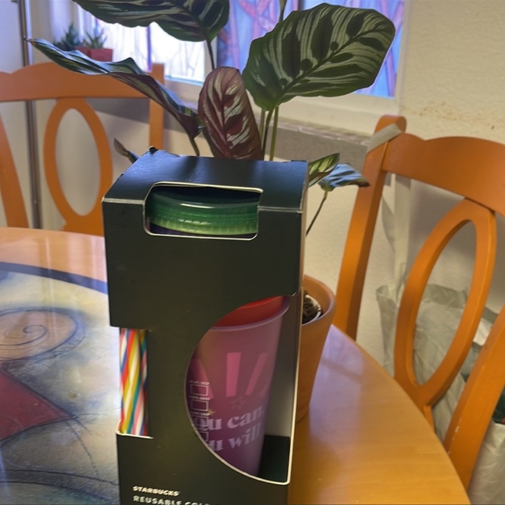 New Starbucks reusable cups